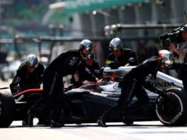 McLaren Honda crew soon to use ‘hitoe’ wearable sensor clothing in Formula One Racing